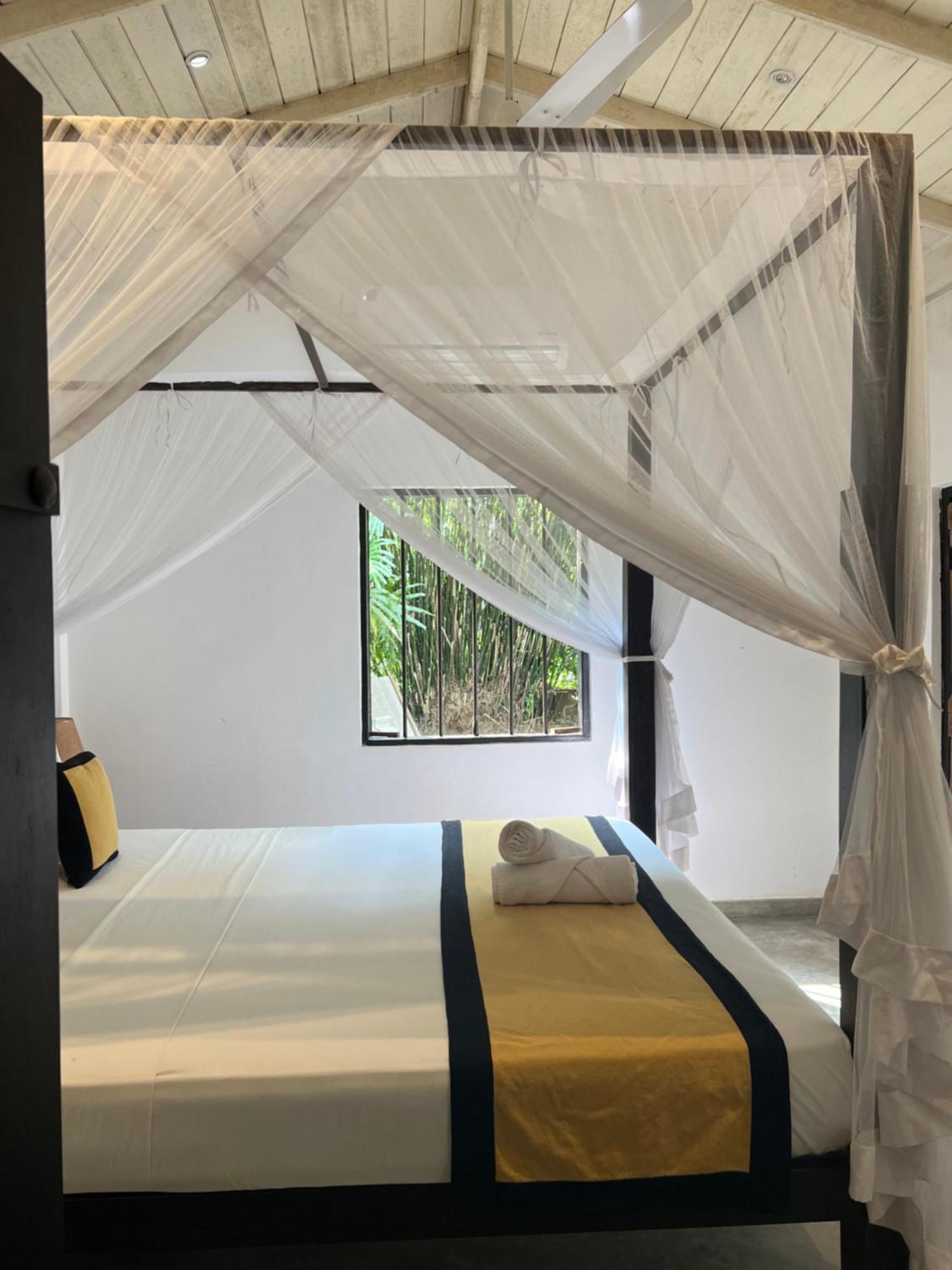 Medusa Bungalow - Galle Luaran gambar