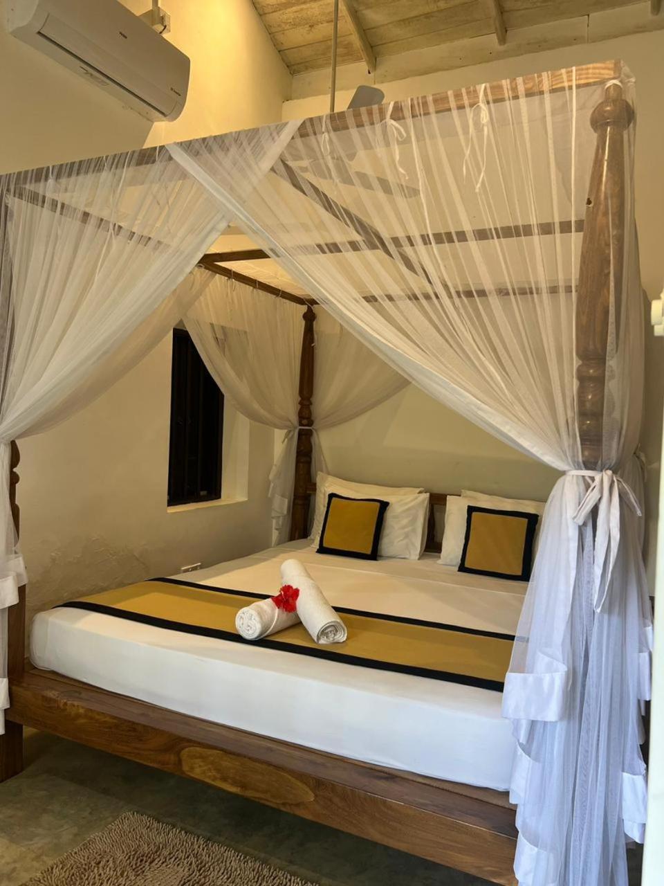 Medusa Bungalow - Galle Luaran gambar